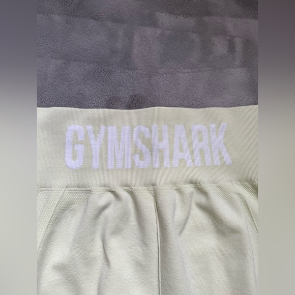 Gymshark Flex Cycling Shorts - Picture 5 of 5